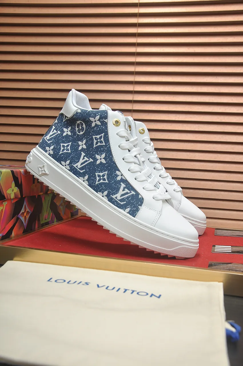 Men's shoes 💰600💶[LOUIS VUITTON] Original order price (mesh lining) new model 🍀LV Louis Vuitton * - top version of LV classic trendy shoes! Made of imported original cowhide, water-dyed cowhide lining, and original wear-resistant rubber outsole! High quality products! Code number 38-45 (45 is custom-made and cannot be returned or exchanged)